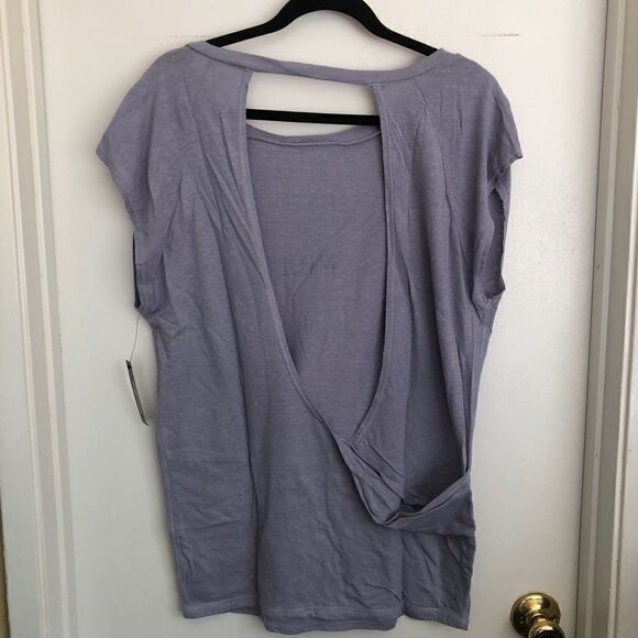 3/$25 THE BAR METHOD Wear your Will Pacific Tees - Picture 5 of 8